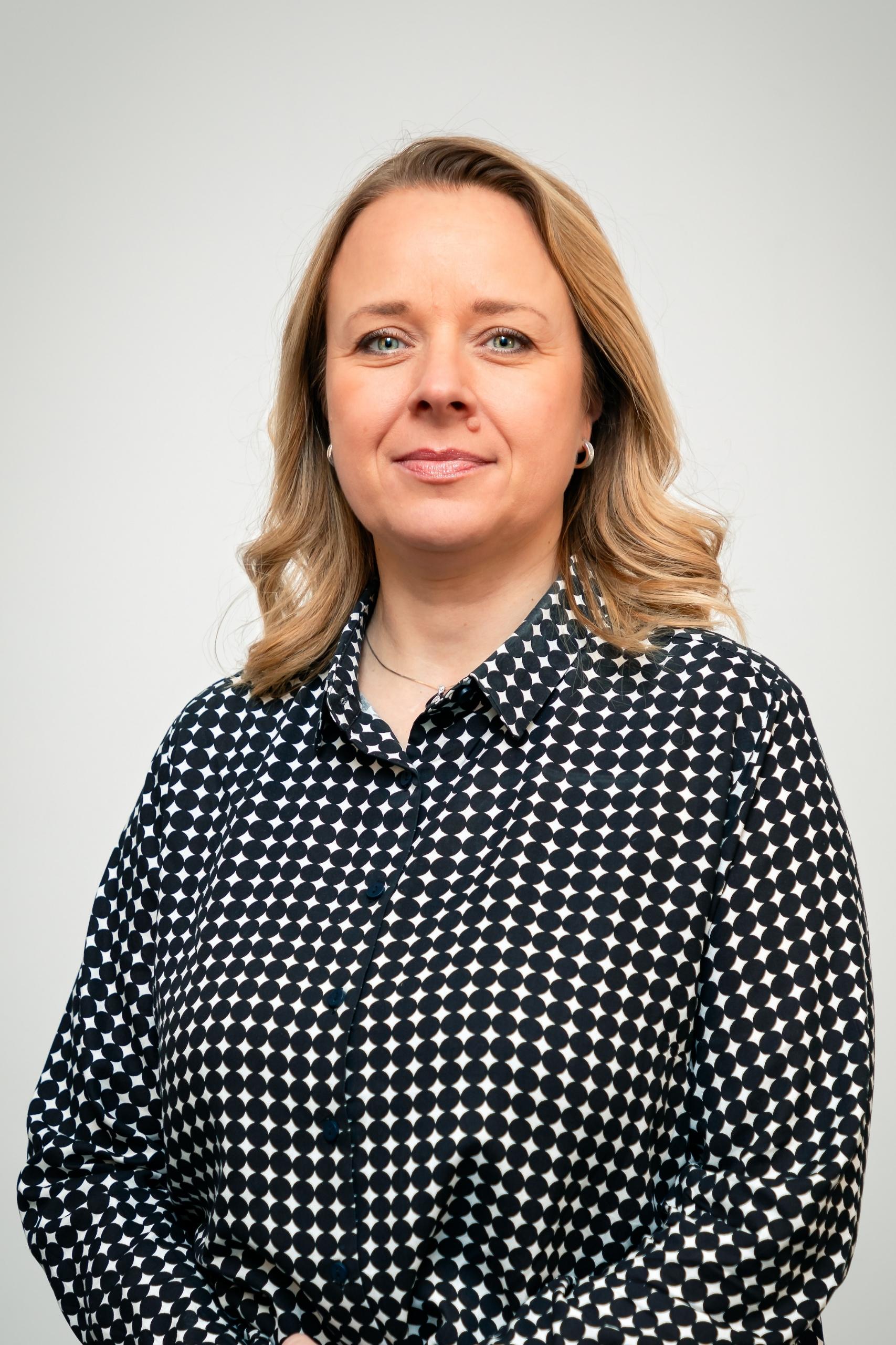 MONIKA GŁADYSZ